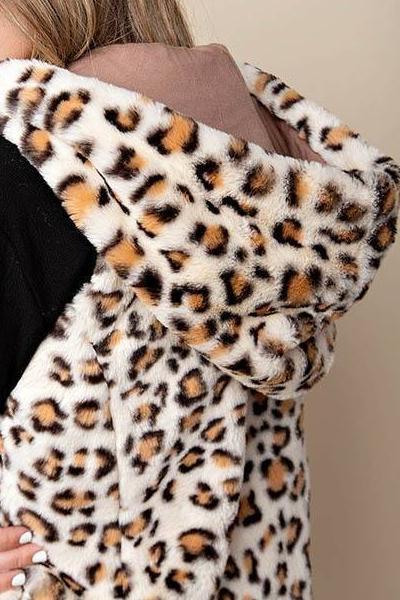 Faux Fur Hooded Leopard Vest
