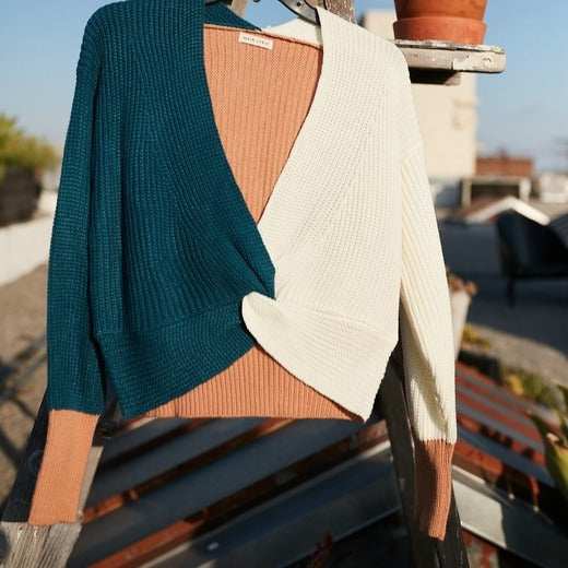Autumn Twist Color Block V Neck Sweater (Teal)