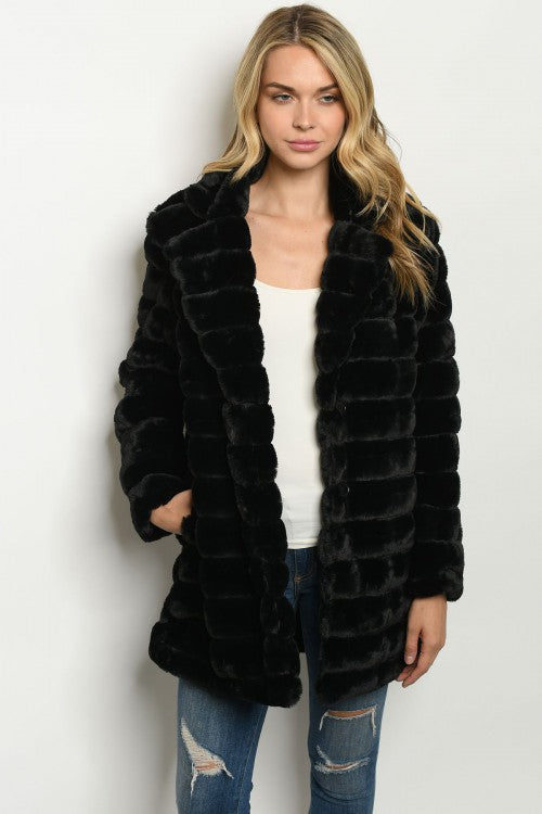 Deluxe Faux Fur Coat (Black)