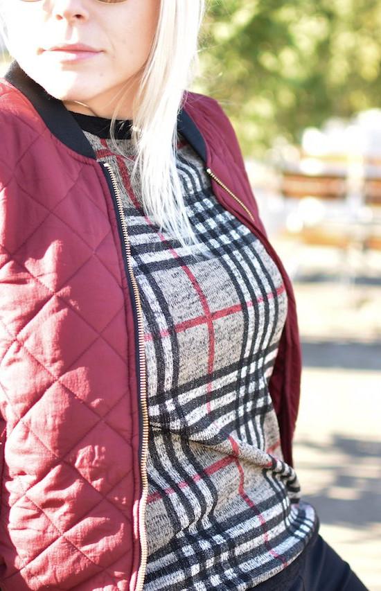 Beige Plaid Sweater With Pockets