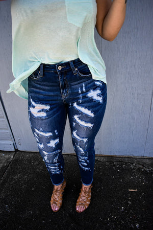 Cally Frayed Skinny Ankle Jeans
