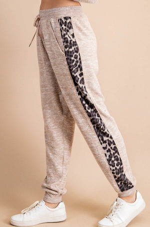 Wild Dreams Leopard Loungewear Stripe Joggers (Plus)