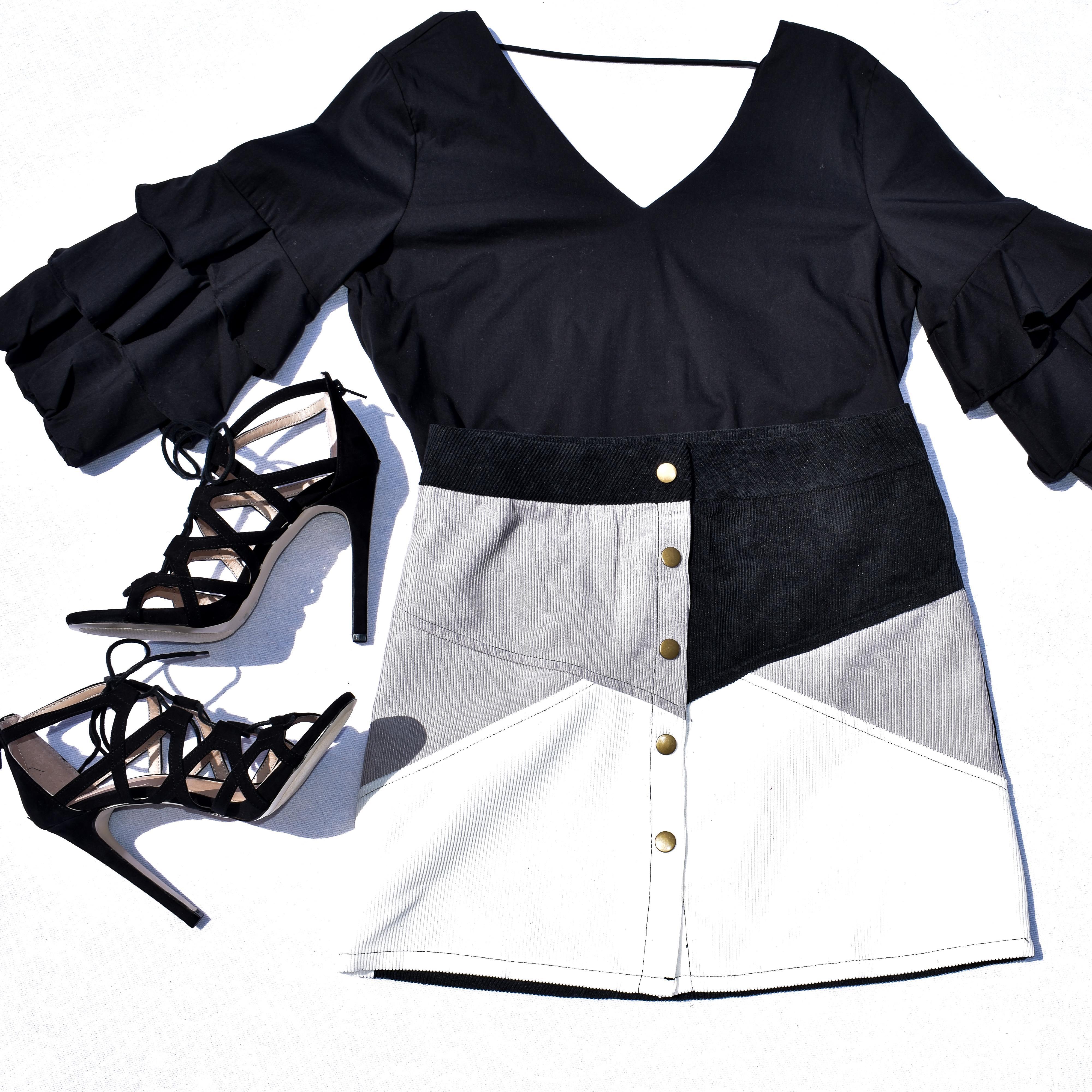 Color Block Button Corduroy Mini Skirt (Black)